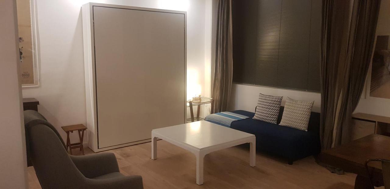 Aparthotel Charming Loft - Tour Eiffel/ Rue Cler à Paris Extérieur photo